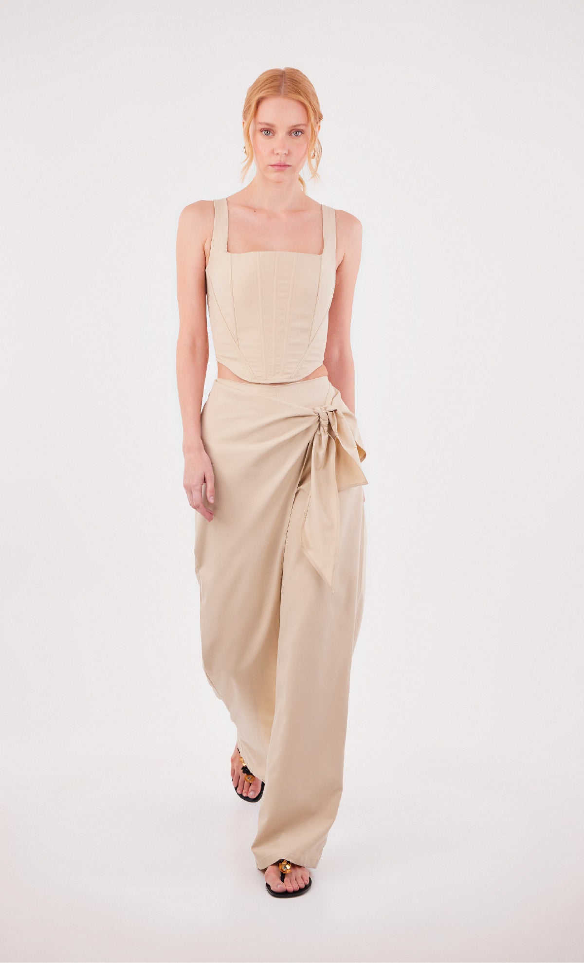 Tritoma Sand Crop top