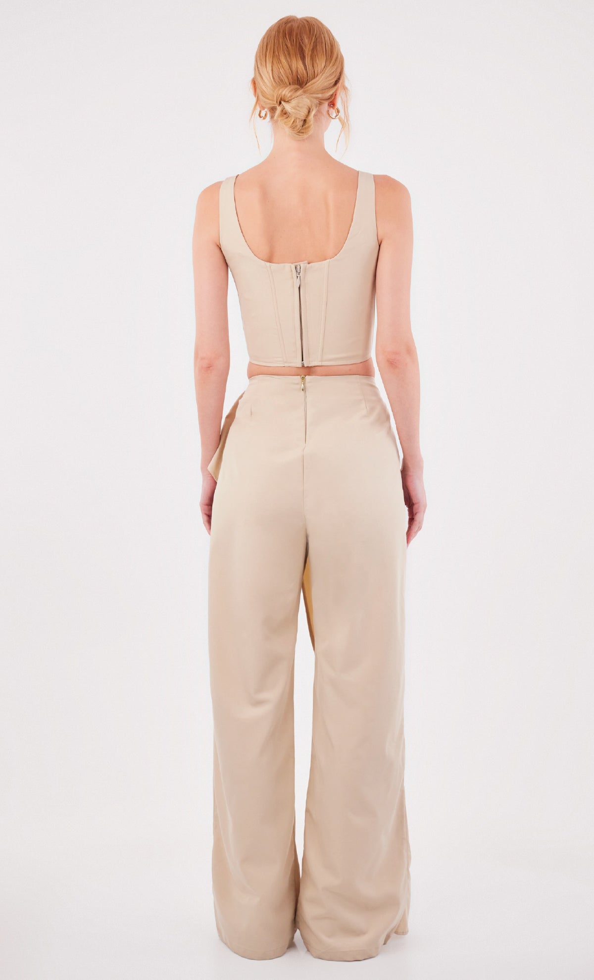 Tritoma Sand Crop top